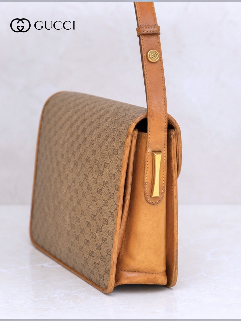 AUTHENTIC GUCCI-THE WOMAN WHO KNOWS-RARE MICRO GG ENVELOPE SHOULDER BAG - Picture 5 of 7